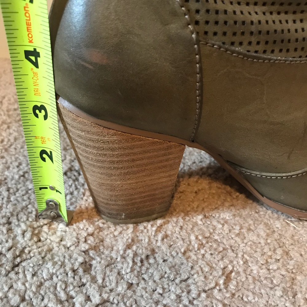 Cute Booties - Picture 7 of 7